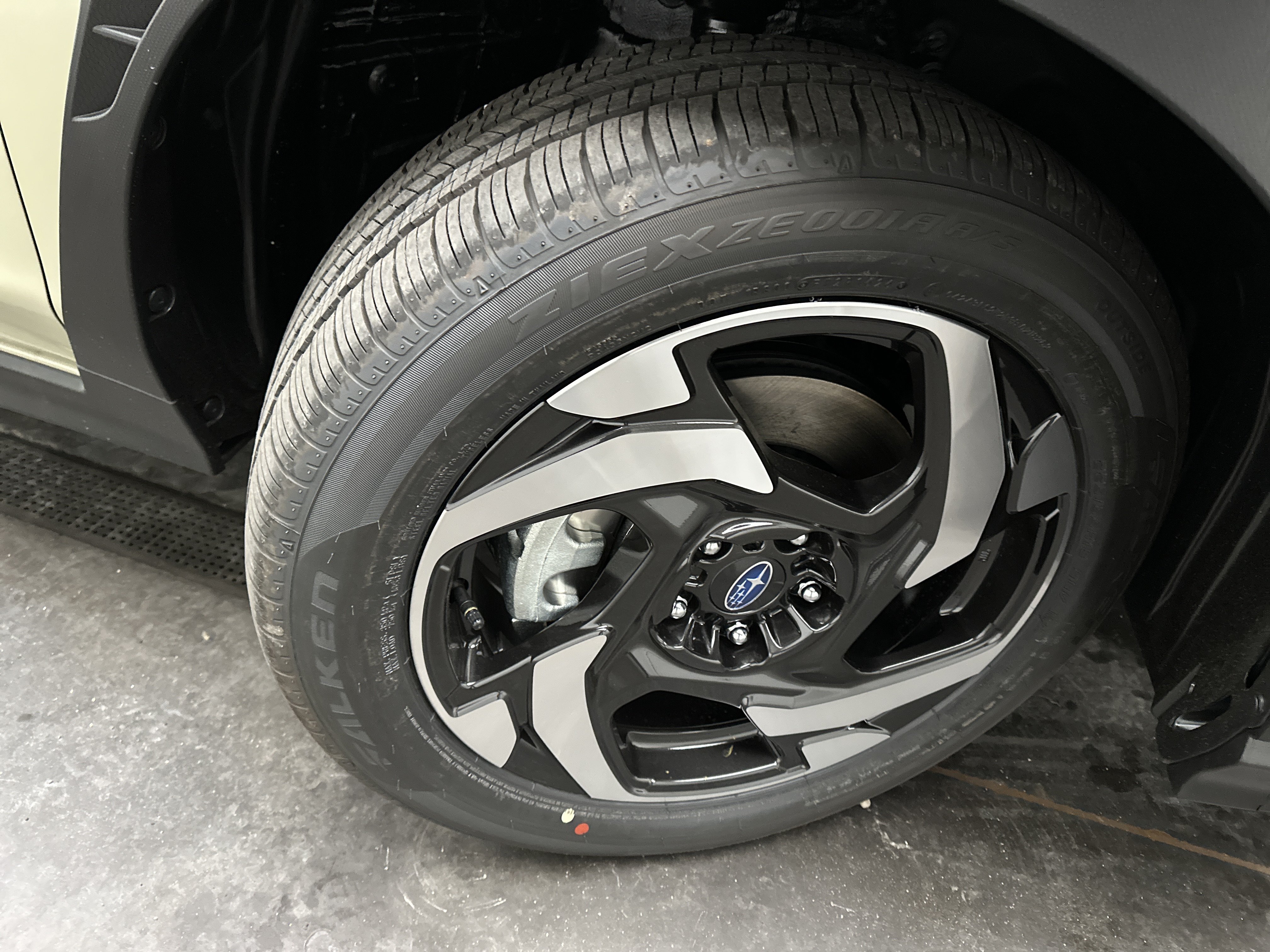New 2026 Subaru Crosstrek 2.5i Limited AWD/4WD image 10