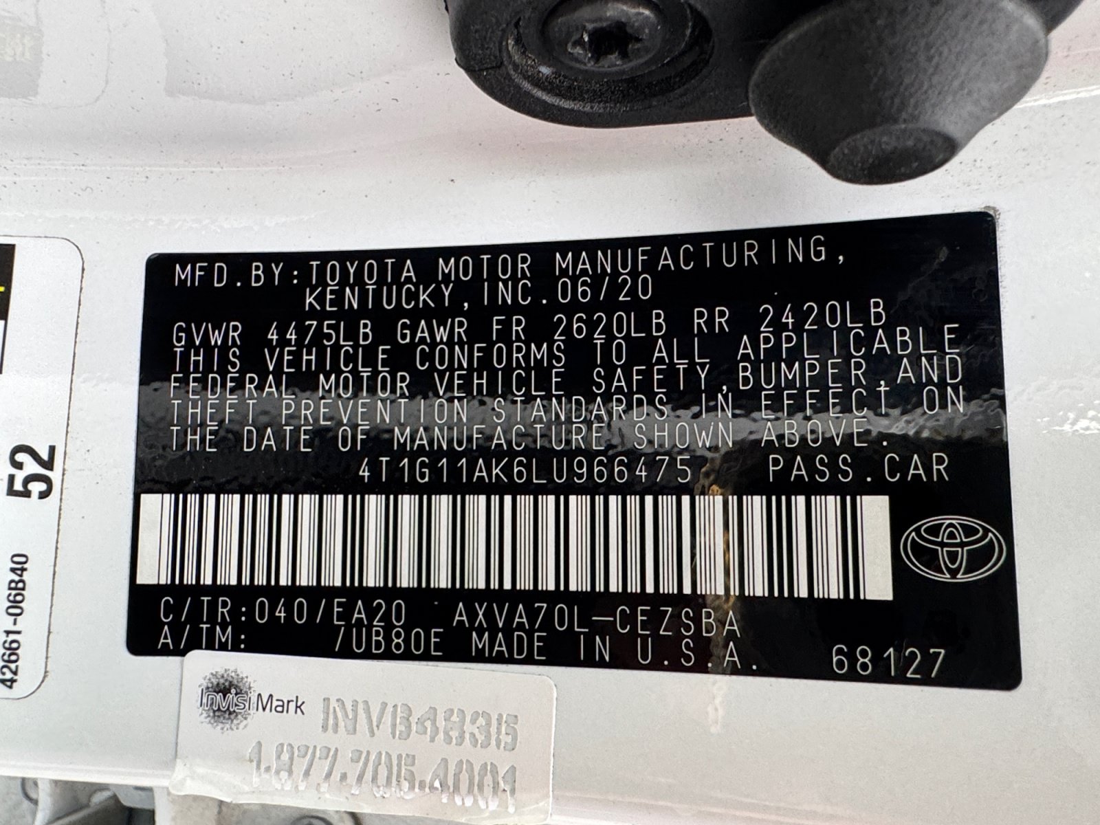 Used 2020 Toyota Camry SE w/ Carpet Mat Package FWD image 16