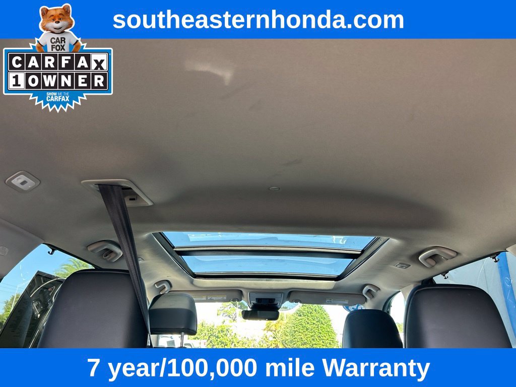 Used 2025 Honda Pilot Touring image 13