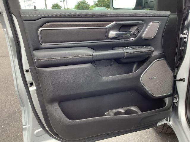 New 2026 RAM 1500 Laramie w/ Night Edition AWD/4WD image 9