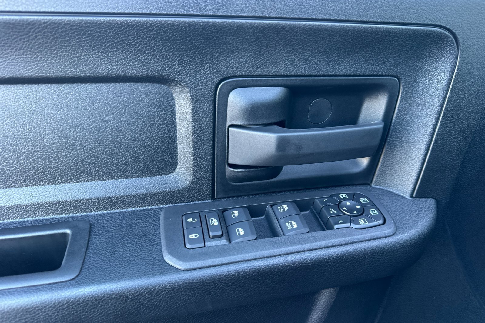 New 2027 RAM 2500 Tradesman AWD/4WD image 11