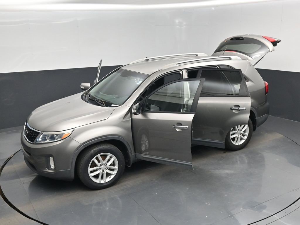 Used 2015 Kia Sorento LX image 51