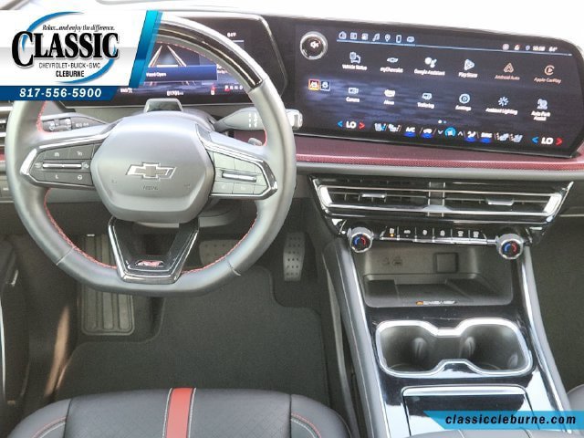 Used 2024 Chevrolet Traverse RS AWD/4WD image 3