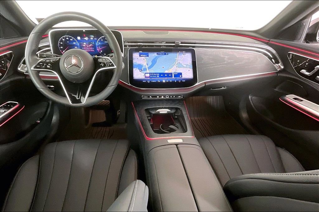 Used 2026 Mercedes-Benz E 350 4MATIC Sedan image 13