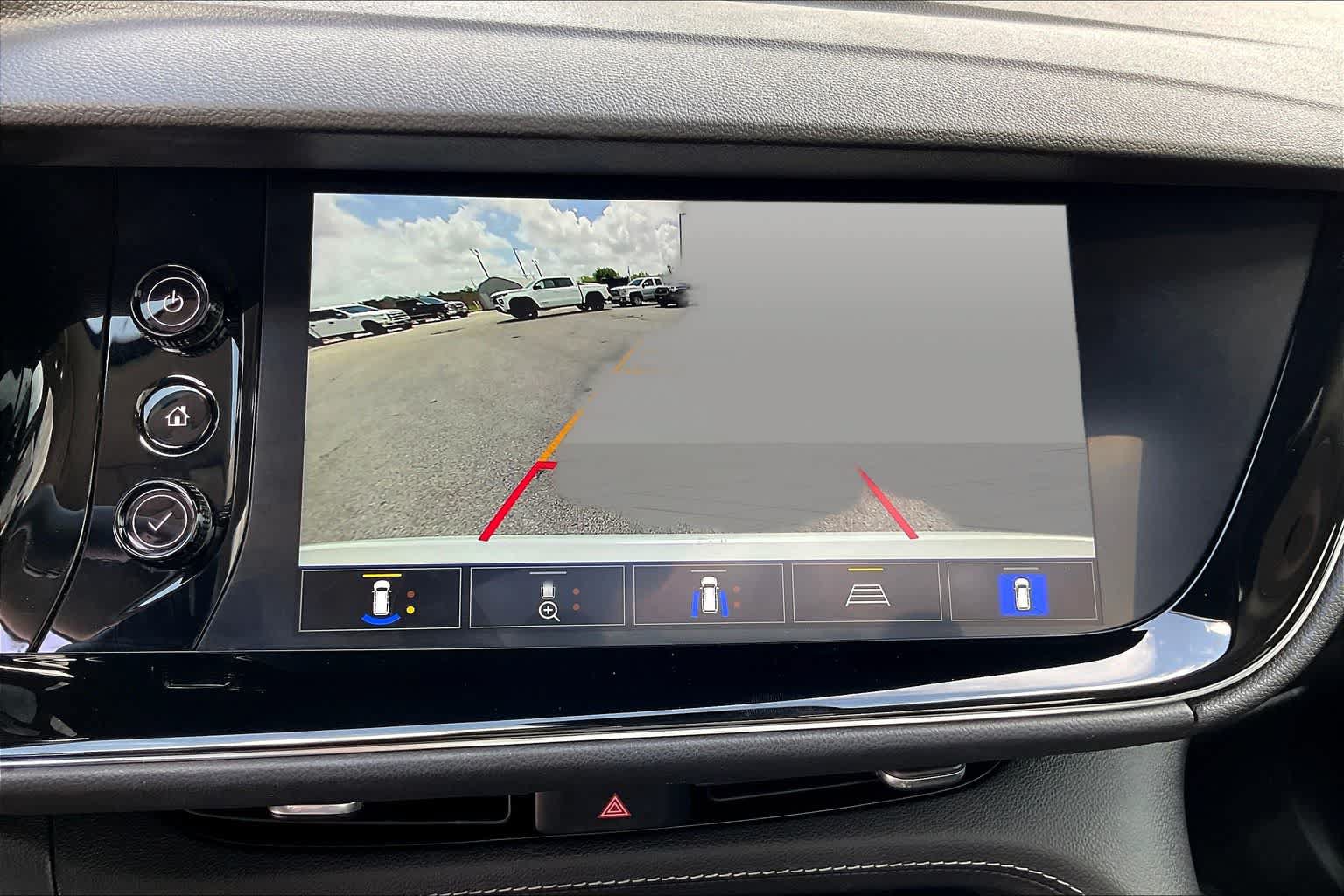 Used 2023 Buick Envision Avenir FWD image 26