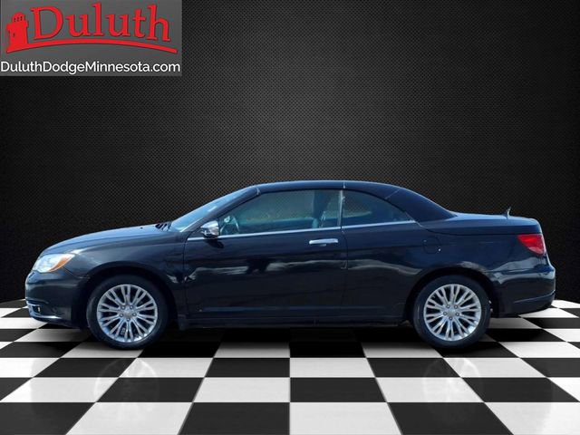 Used 2011 Chrysler 200 Limited FWD image 2