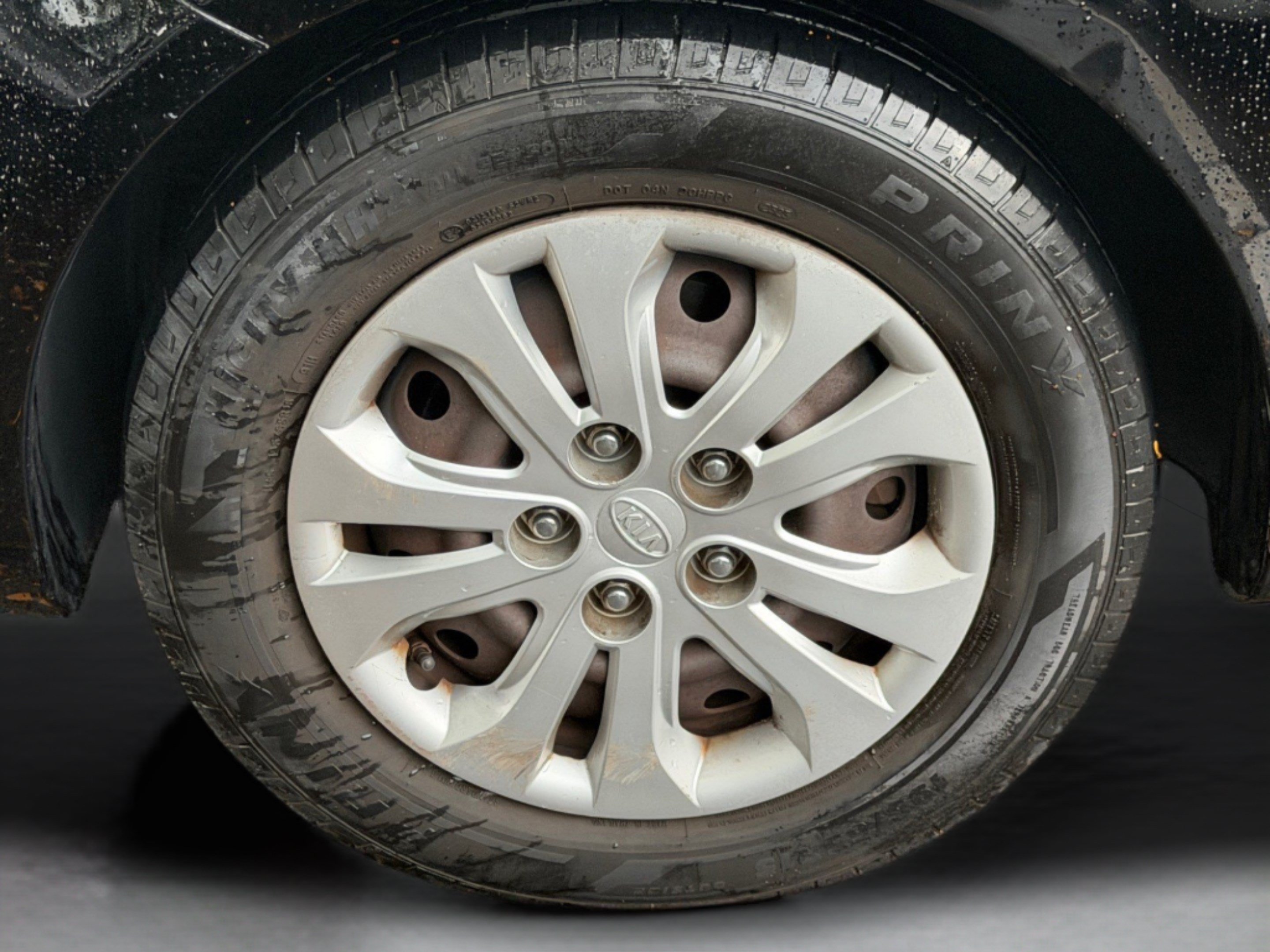 Used 2011 Kia Forte LX FWD image 11