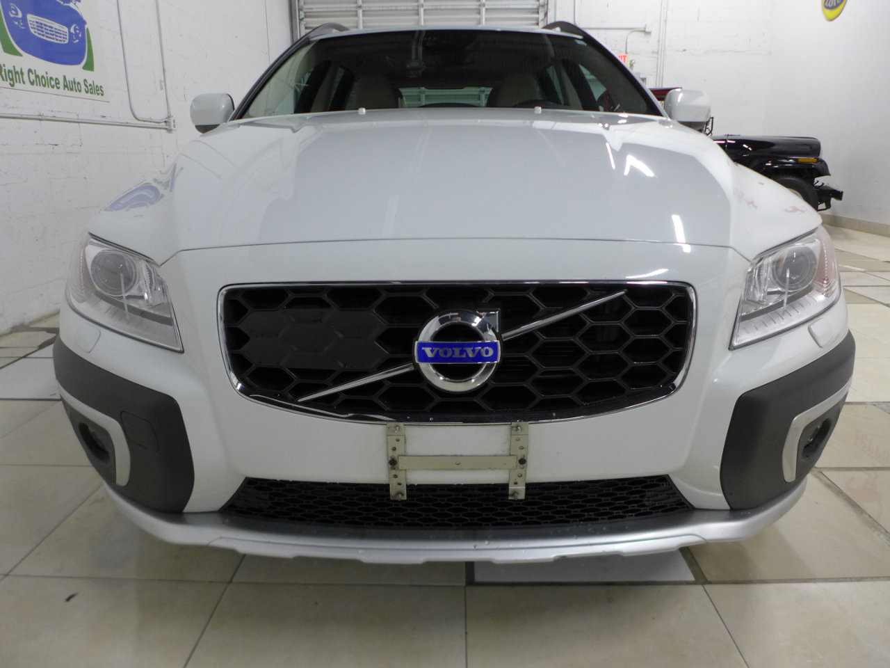 Used 2016 Volvo XC70 T5 Platinum w/ Protection Package image 9