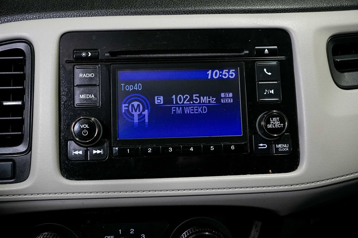 Used 2020 Honda HR-V LX image 20