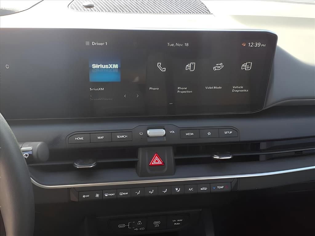 Used 2025 Kia K4 LXS image 8