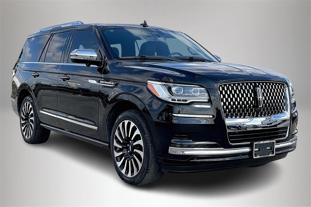 Used 2023 Lincoln Navigator Black Label image 1