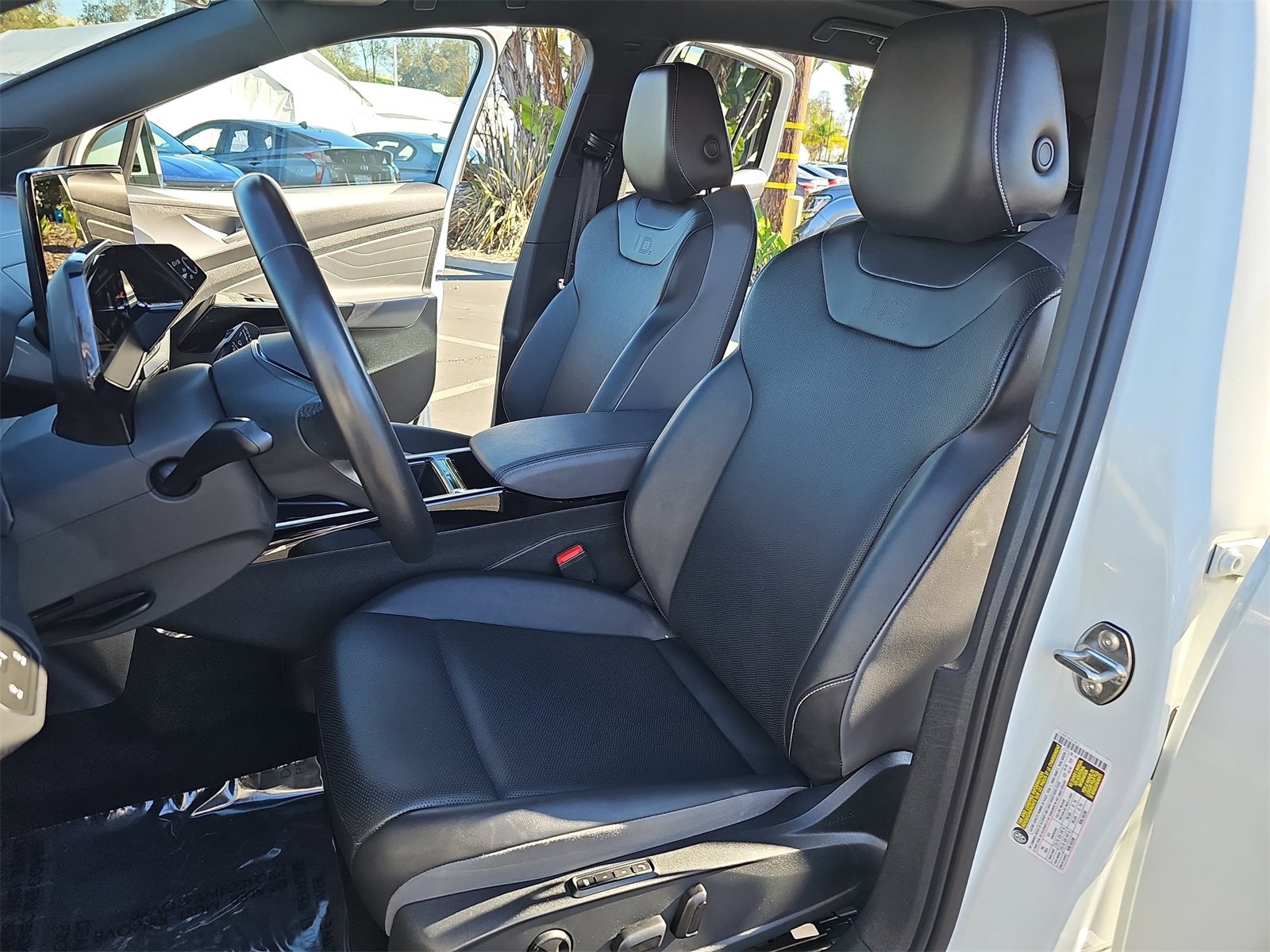 Certified 2023 Volkswagen ID.4 S image 15