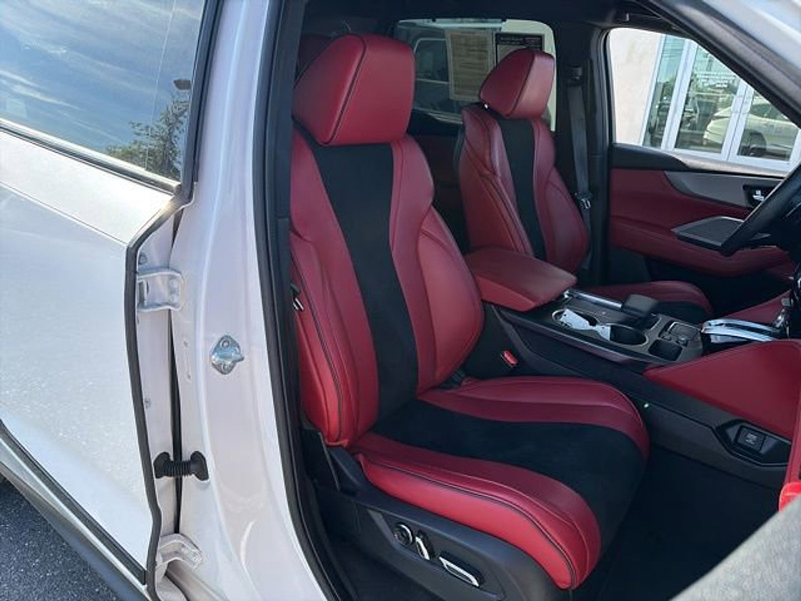 Used 2024 Acura MDX A-Spec AWD/4WD image 18