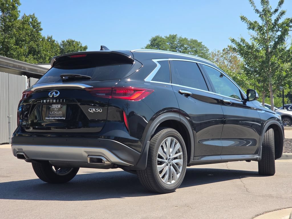 Used 2025 INFINITI QX50 Luxe AWD/4WD image 31