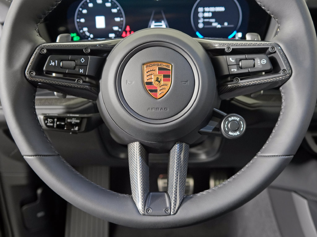New 2027 Porsche Cayenne GTS AWD/4WD image 25