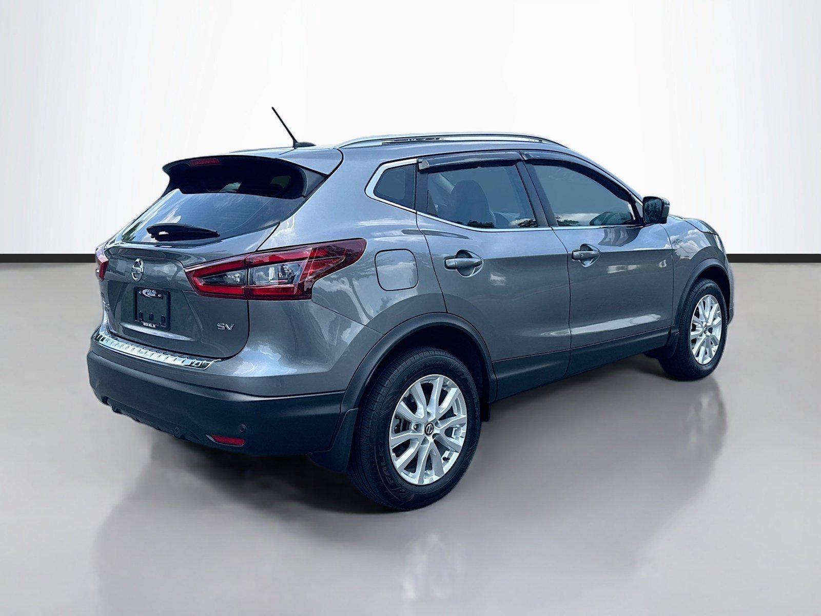 Used 2022 Nissan Rogue Sport SV w/ Technology Package FWD image 7