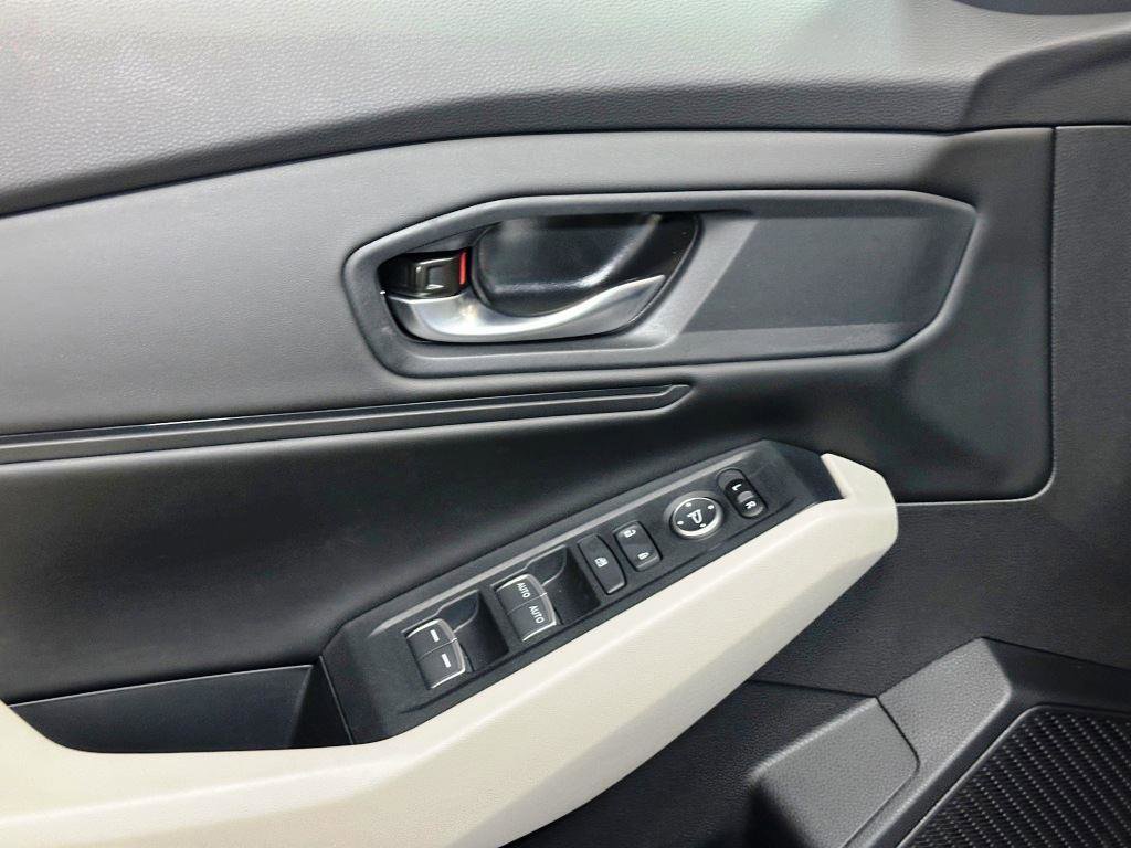 New 2025 Honda Accord SE image 12