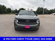 Used 2023 Chevrolet Suburban Premier AWD/4WD image 2