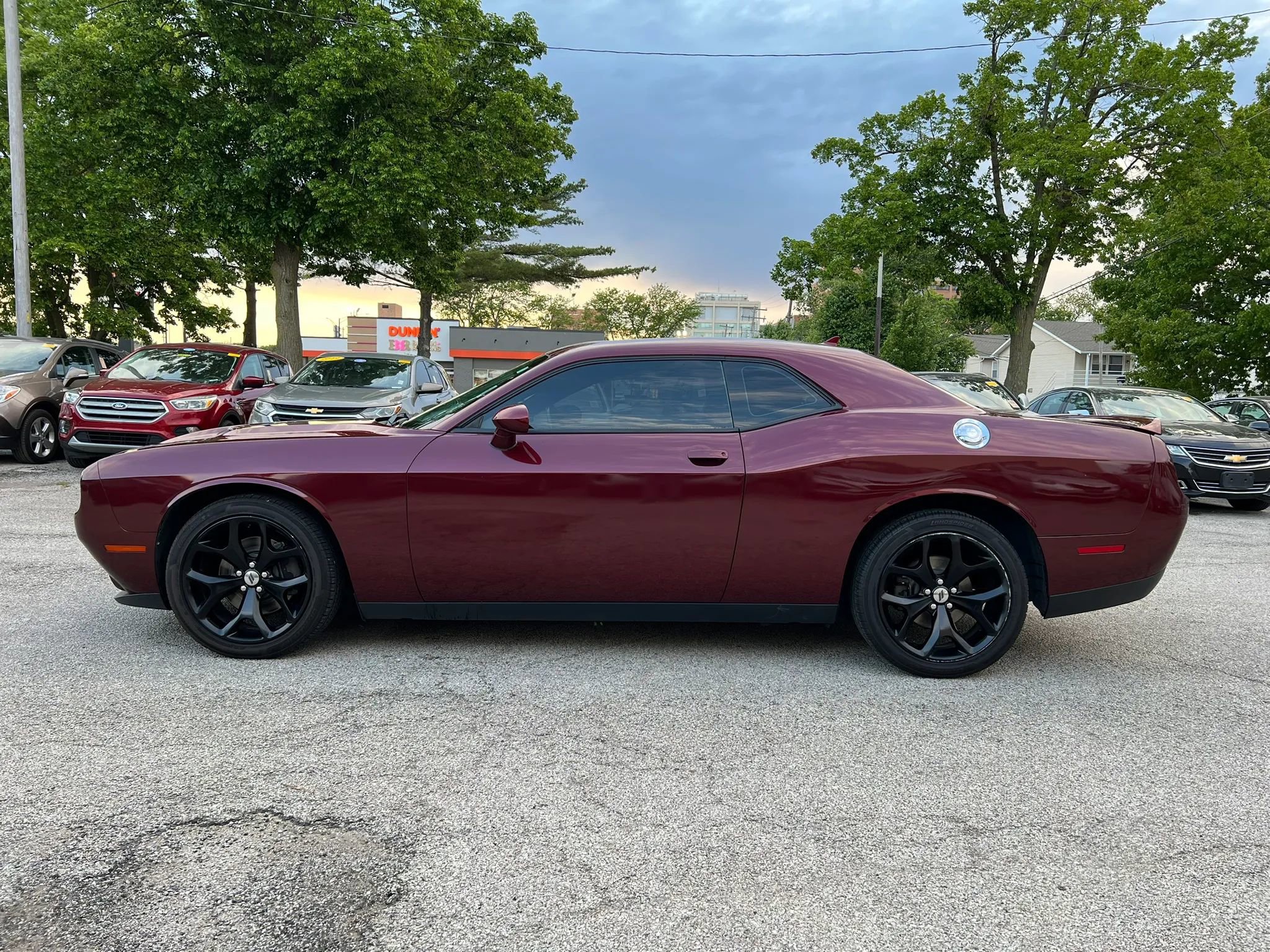Used 2017 Dodge Challenger SXT Plus RWD image 4