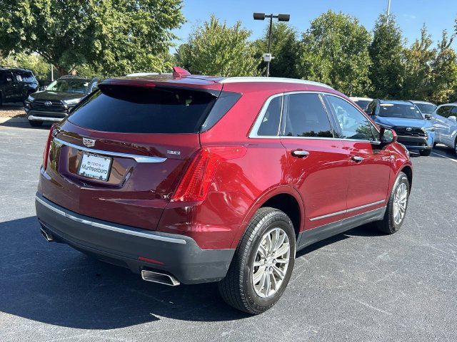 Used 2017 Cadillac XT5 Luxury w/ Driver Awareness Package FWD image 4