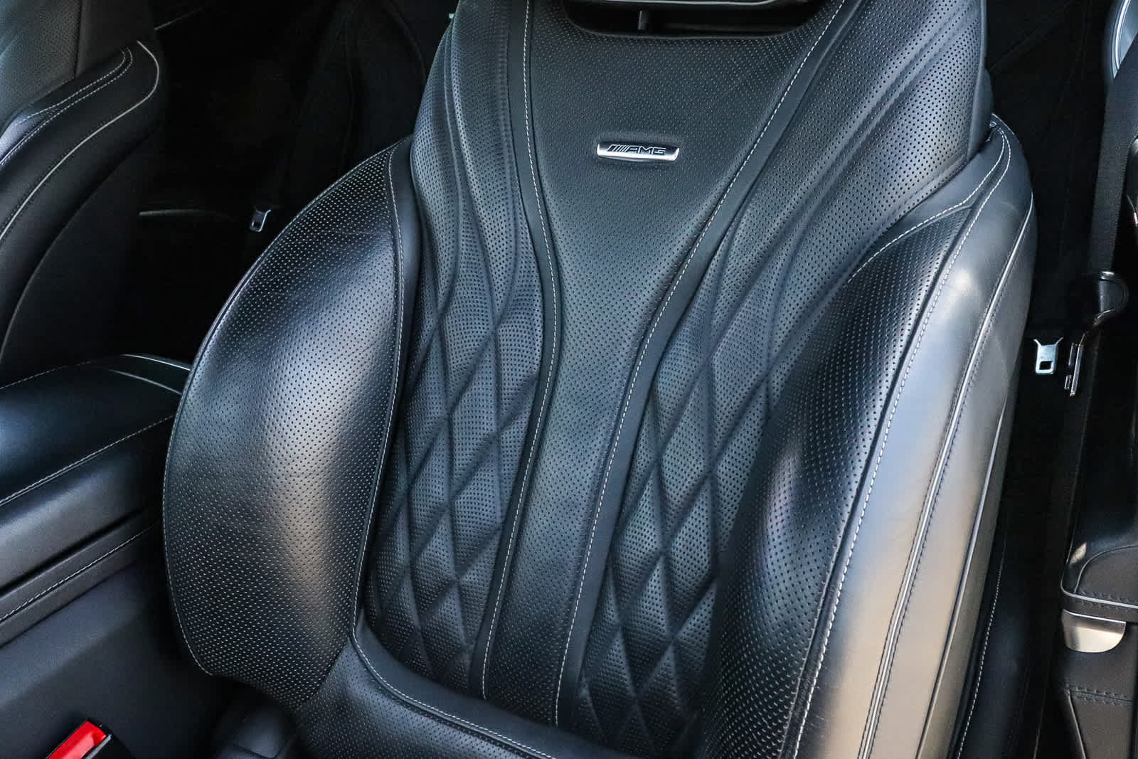 Used 2016 Mercedes-Benz S 63 AMG 4MATIC Coupe image 31