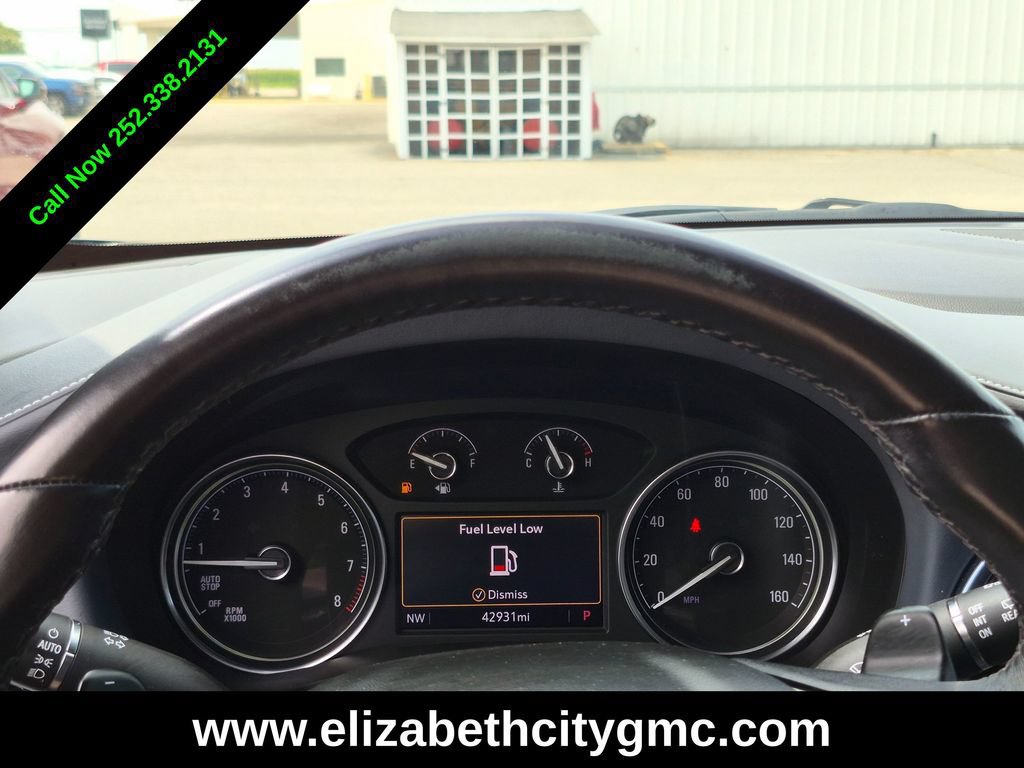 Used 2023 Buick Enclave Essence w/ Sport Touring Edition FWD image 17