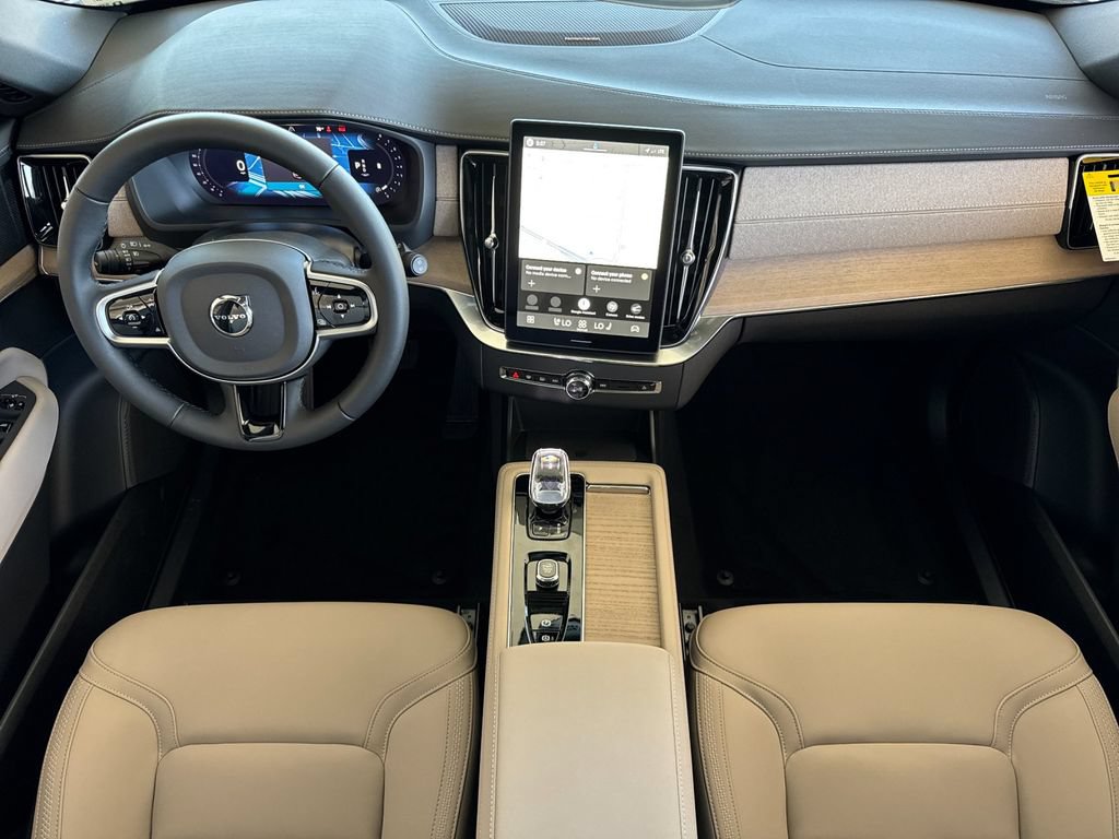 New 2026 Volvo XC90 B5 Plus AWD/4WD image 12