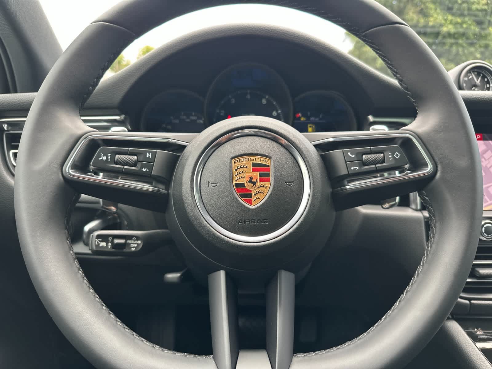 New 2026 Porsche Macan AWD/4WD image 25