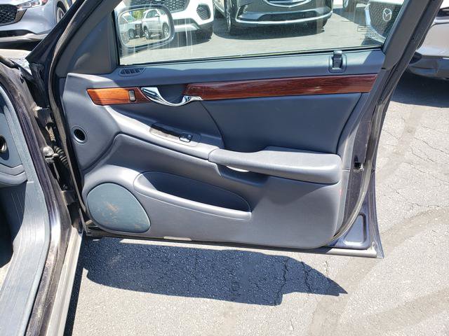 Used 2002 Cadillac De Ville w/ Comfort/Convenience Pkg FWD image 20