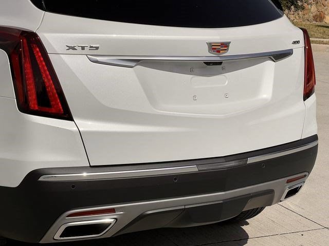 New 2026 Cadillac XT5 Premium Luxury w/ Driver Assist Package FWD image 7