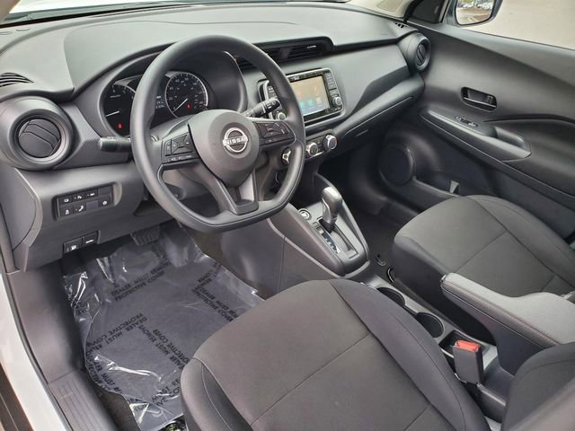 Certified 2025 Nissan Kicks Play S image 16