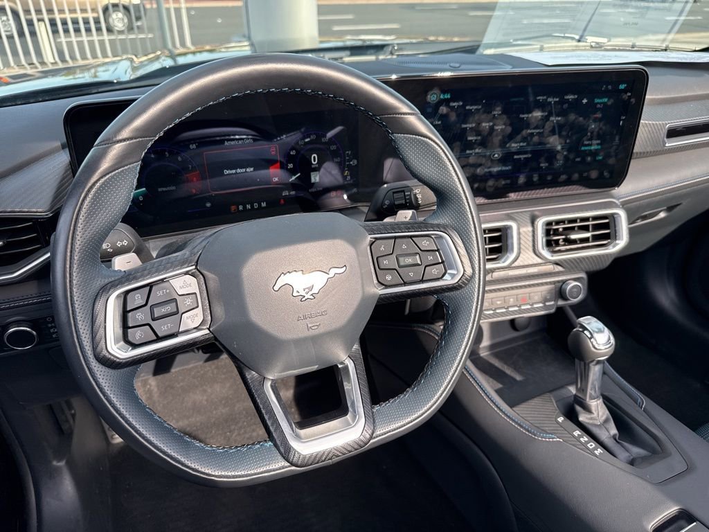 Used 2025 Ford Mustang GT Premium image 19