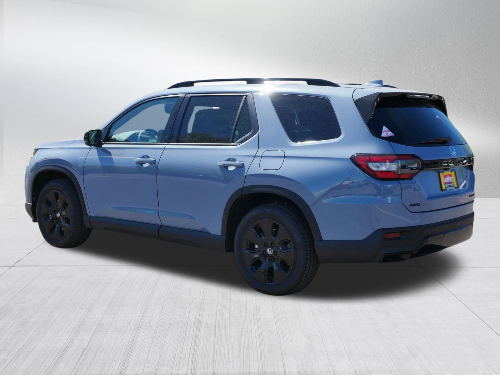 New 2026 Honda Pilot Black Edition image 5