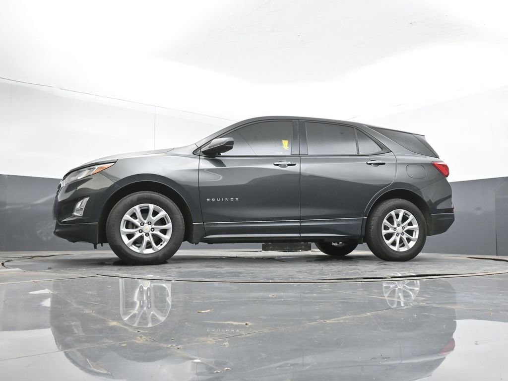 Used 2019 Chevrolet Equinox LS FWD image 38