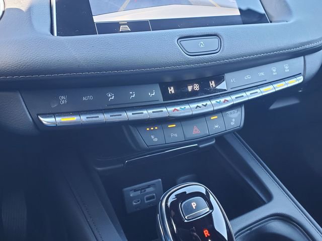 Certified 2023 Cadillac XT4 Premium Luxury w/ Cold Weather Package image 38