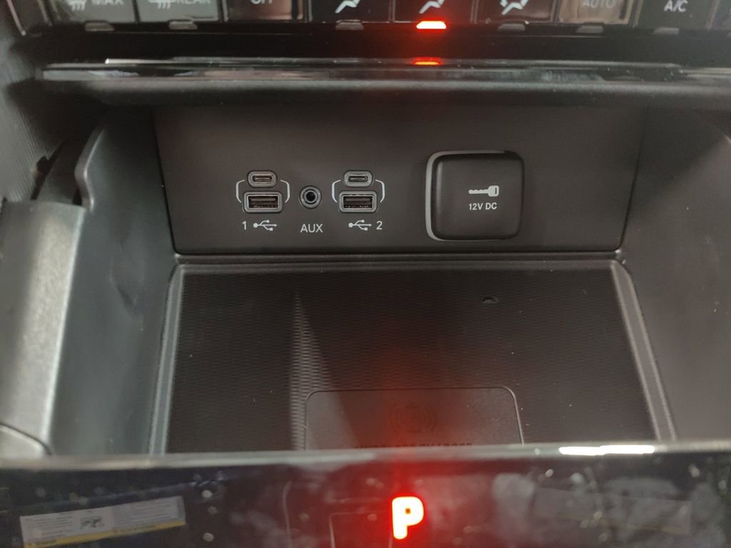 New 2025 Jeep Grand Cherokee L Altitude image 25