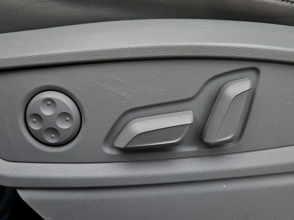 Used 2022 Audi Q5 2.0T Premium w/ Convenience Package image 26