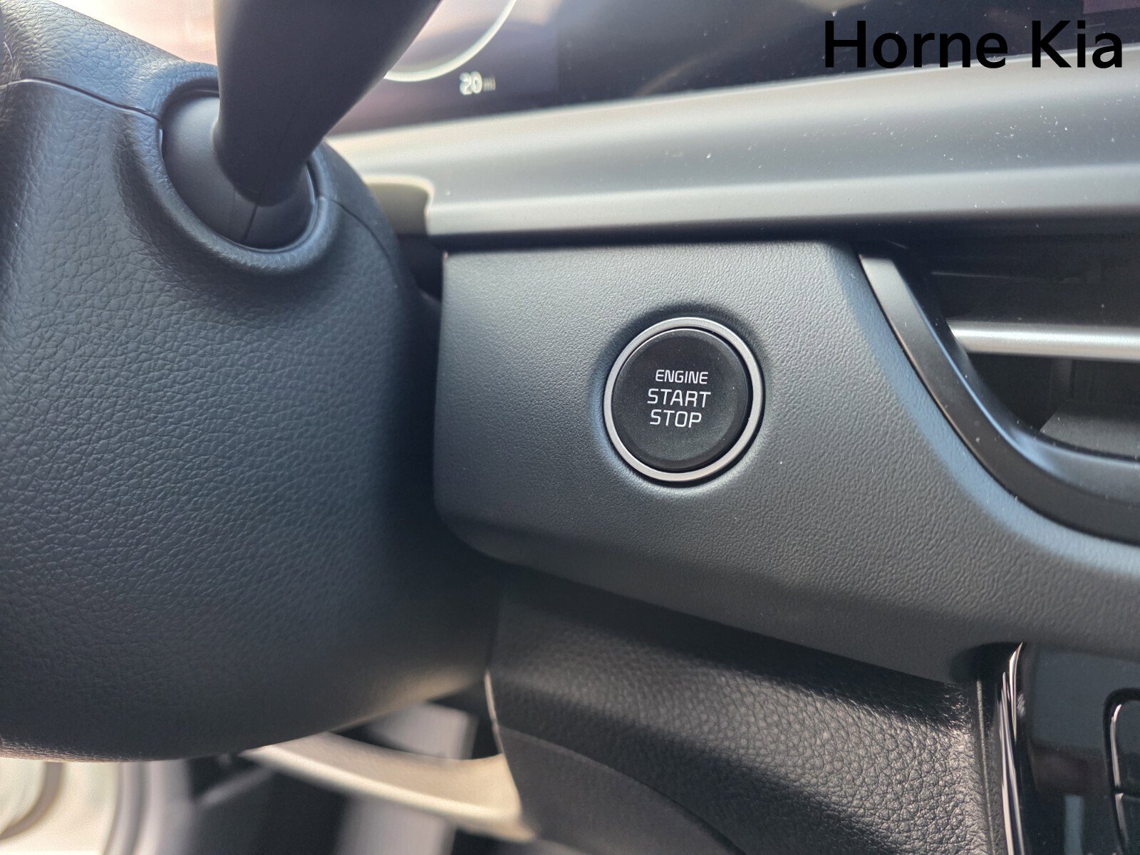 New 2026 Kia Seltos SX image 23