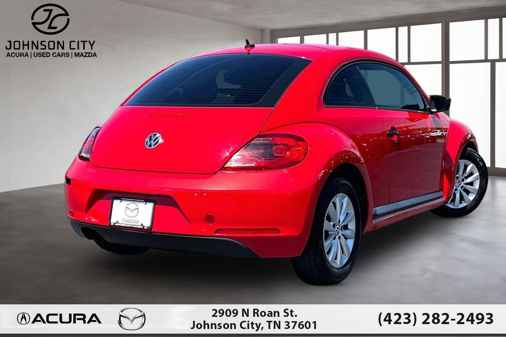 Used 2015 Volkswagen Beetle 1.8T Classic FWD image 2