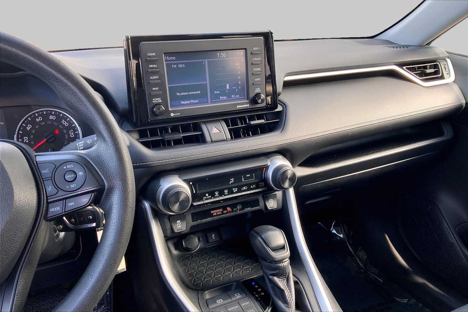Used 2020 Toyota RAV4 LE AWD/4WD image 7