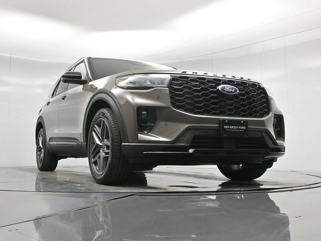 New 2026 Ford Explorer ST-Line w/ ST-Line Street Pack AWD/4WD image 48
