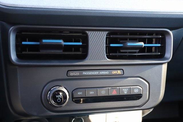 New 2025 Ford Maverick XLT w/ XLT Luxury Package image 32
