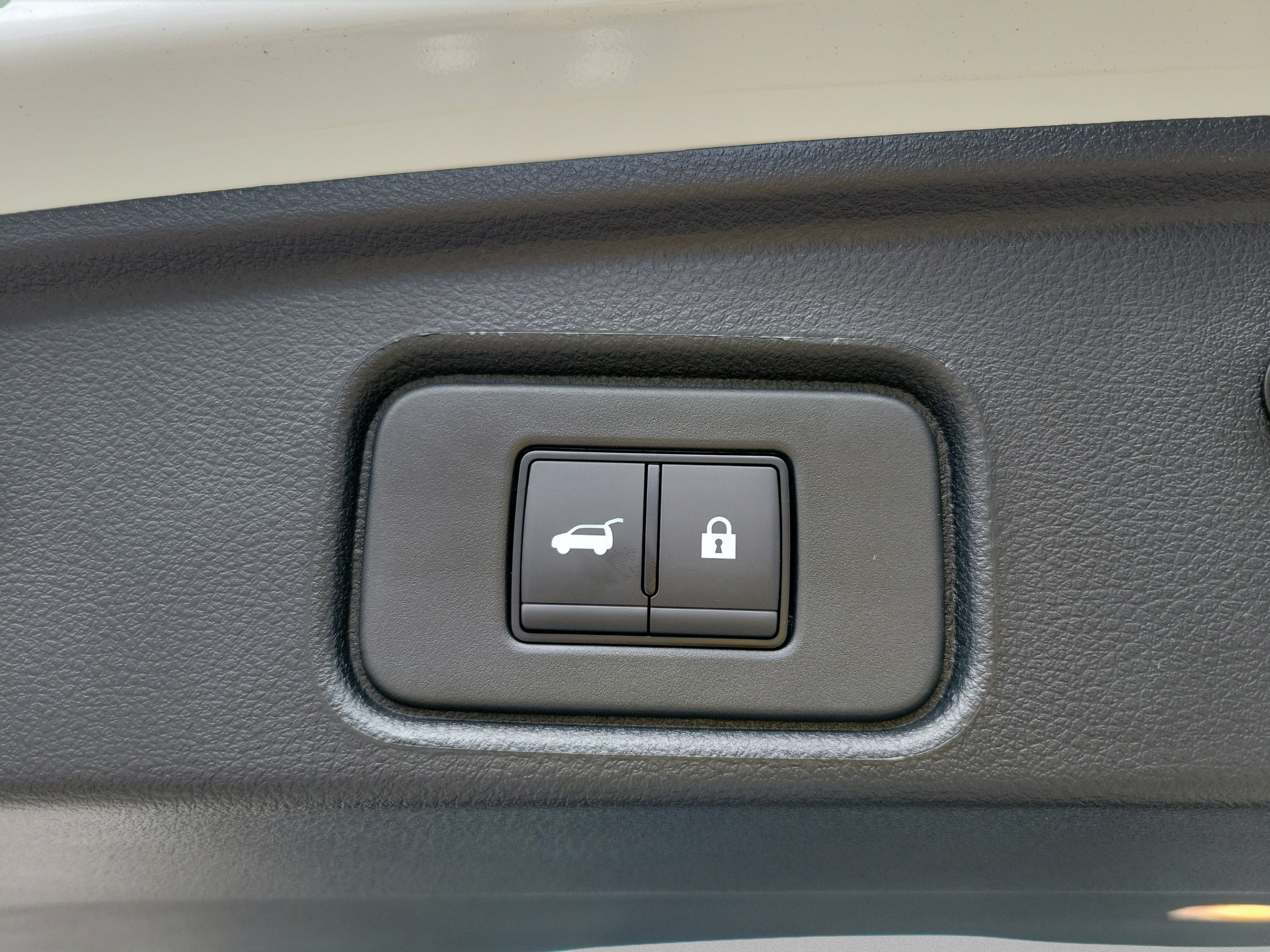New 2026 Nissan Pathfinder SV FWD image 10