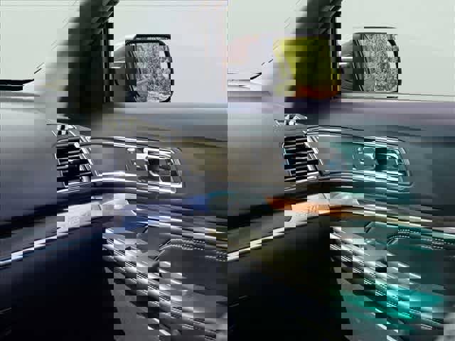 Used 2017 Ford Explorer Limited w/ Equipment Group 301A AWD/4WD image 26