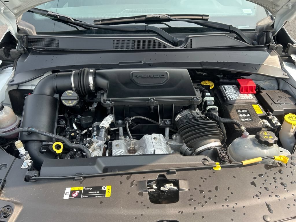 Used 2024 Jeep Compass Latitude AWD/4WD image 18