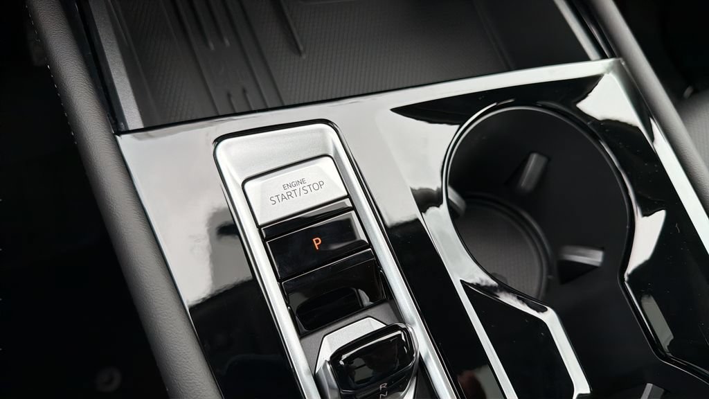 New 2026 Volkswagen Atlas SE FWD image 23