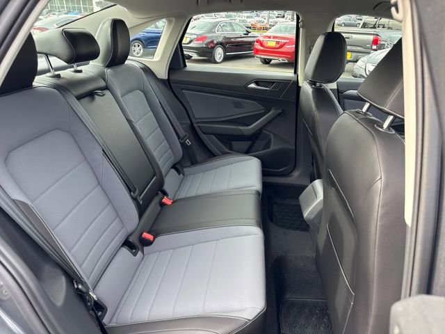 New 2026 Volkswagen Jetta SE image 10