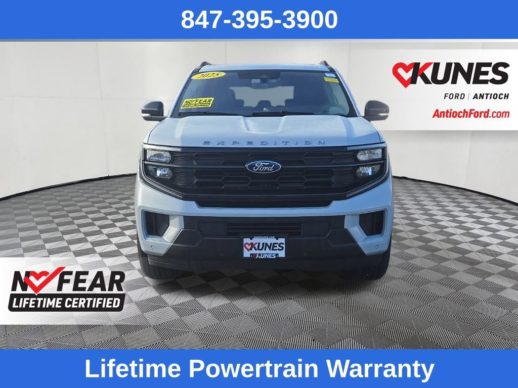 Used 2025 Ford Expedition Active image 9