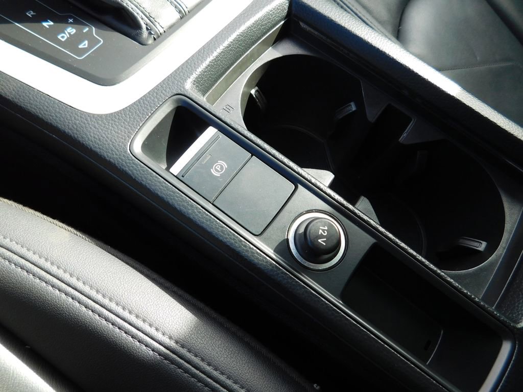 Used 2023 Audi Q3 2.0T Premium image 24