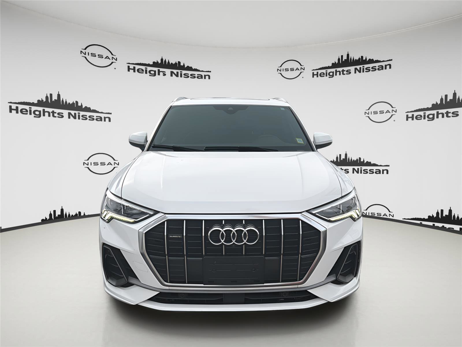 Used 2020 Audi Q3 2.0T Prestige w/ Prestige Package image 9